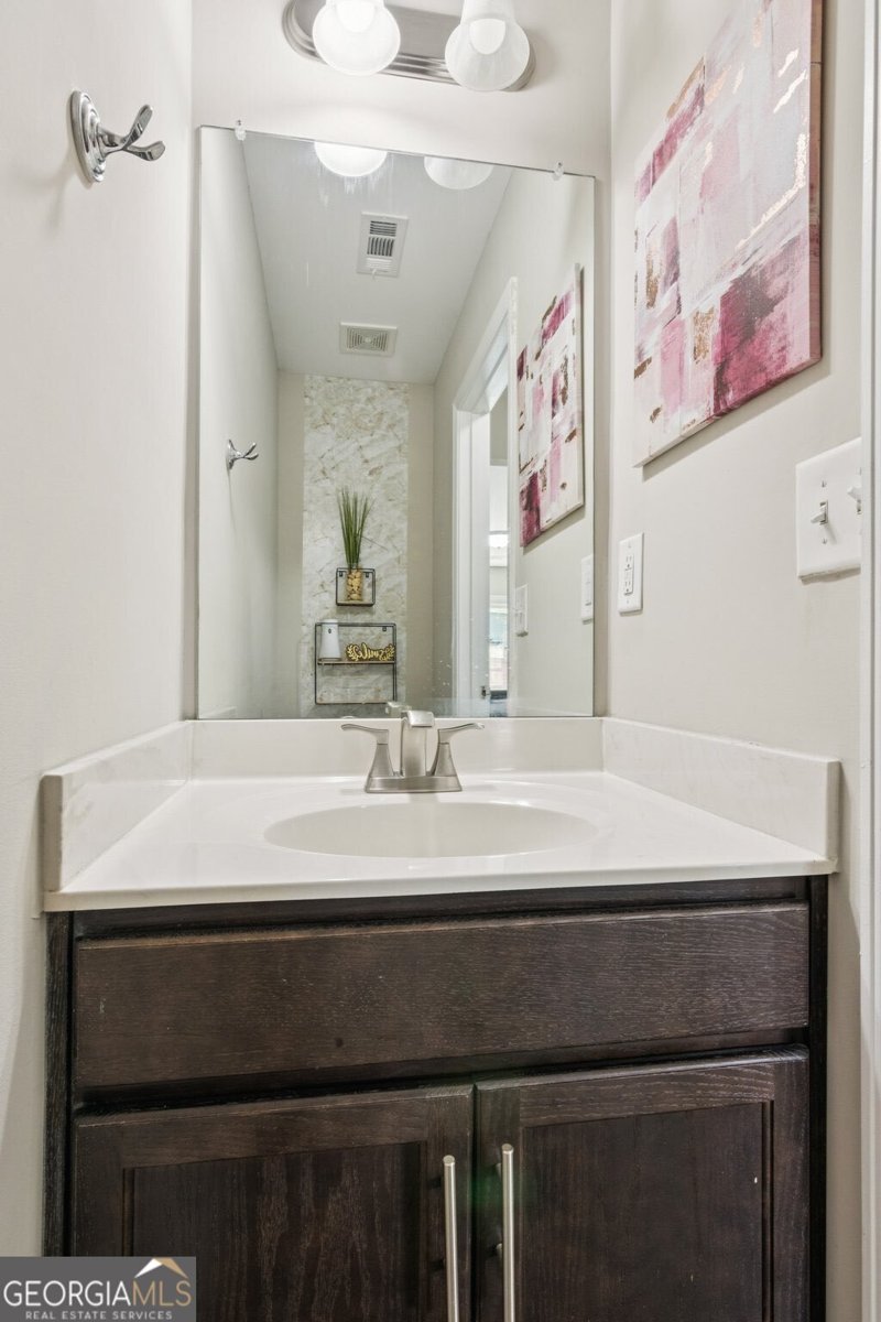 1596 Garden View Drive Sugar Hill - 10