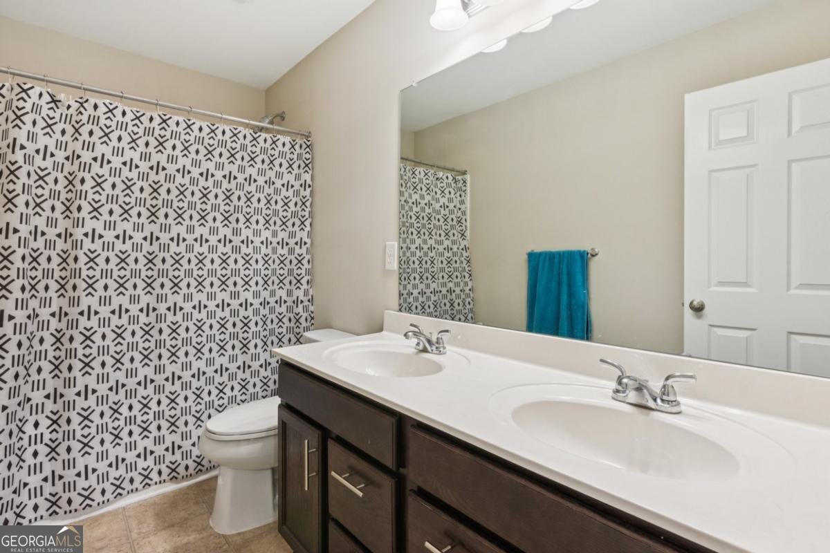 1596 Garden View Drive Sugar Hill - 11