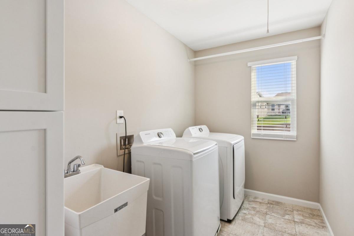 1596 Garden View Drive Sugar Hill - 12