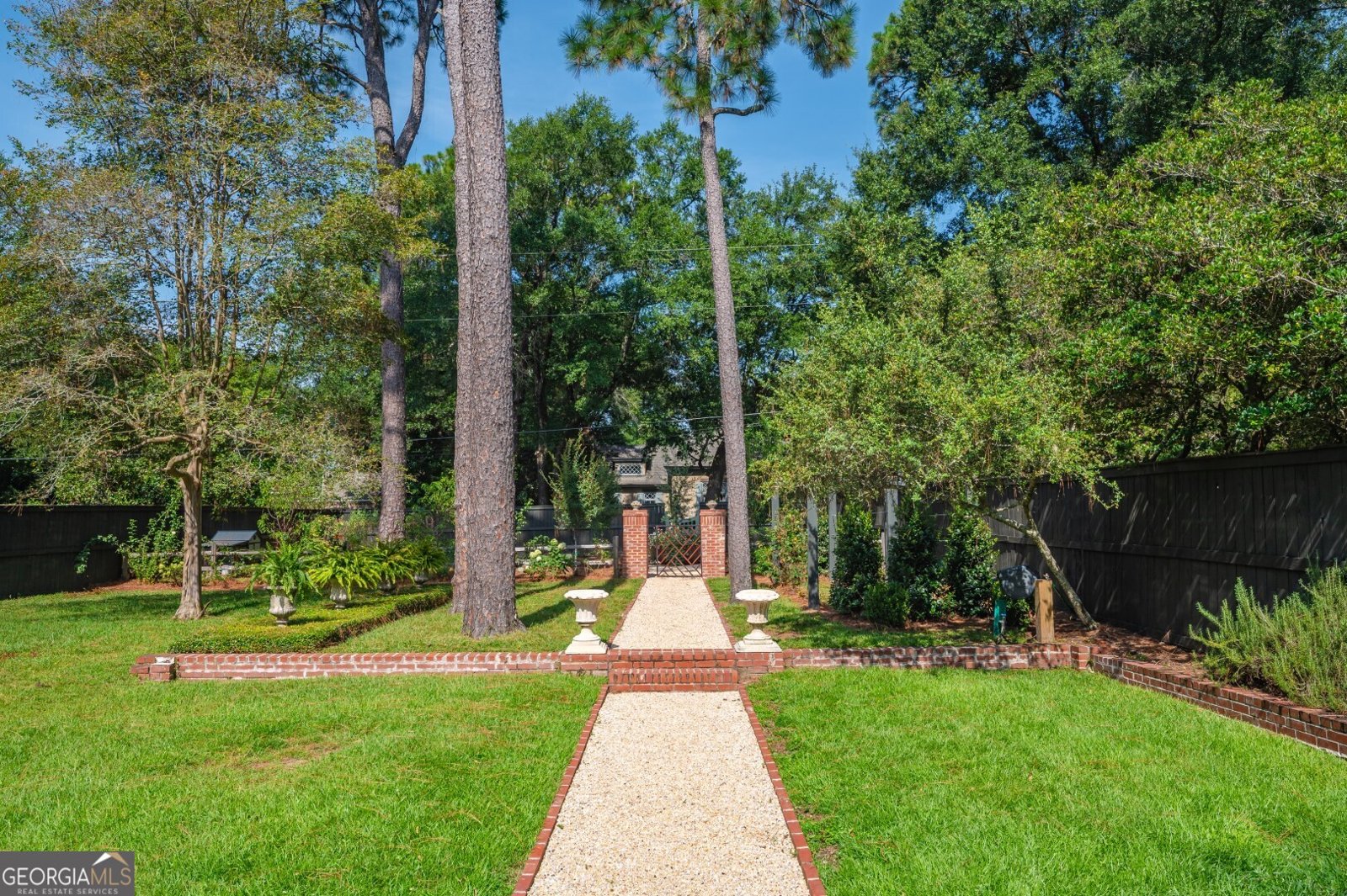 1 Croydon Road Mobile - 63