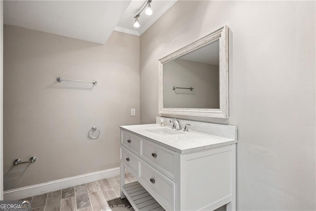 6851 Roswell Road Atlanta - 14
