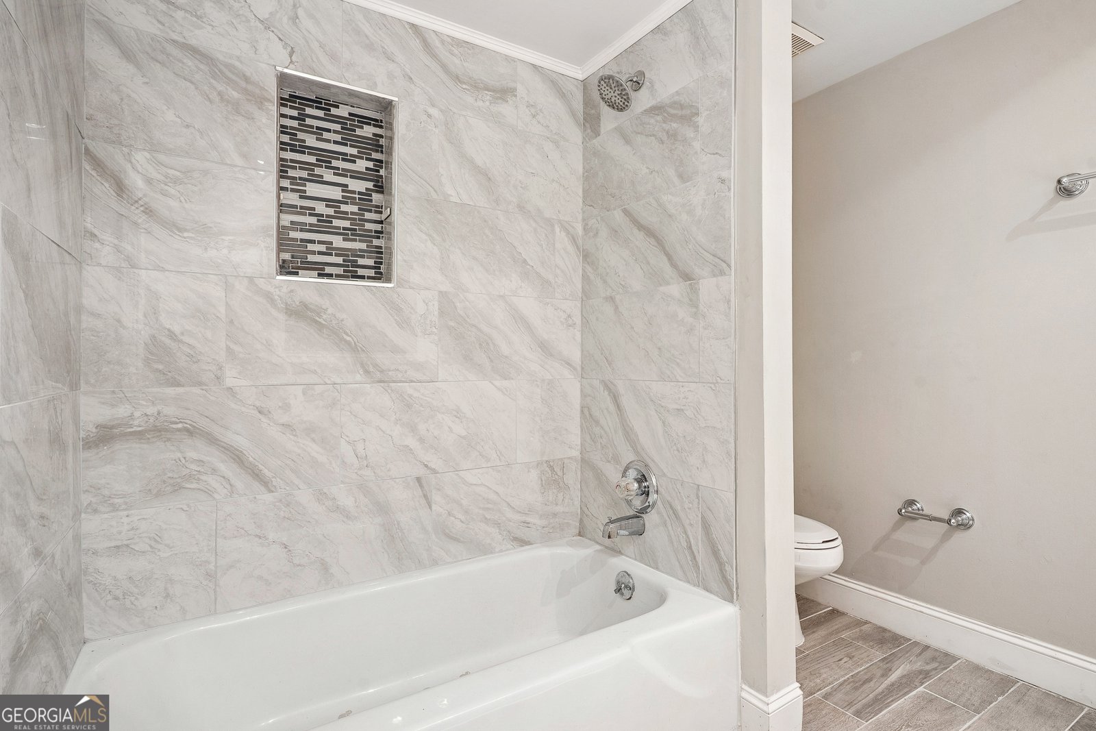 6851 Roswell Road Atlanta - 15