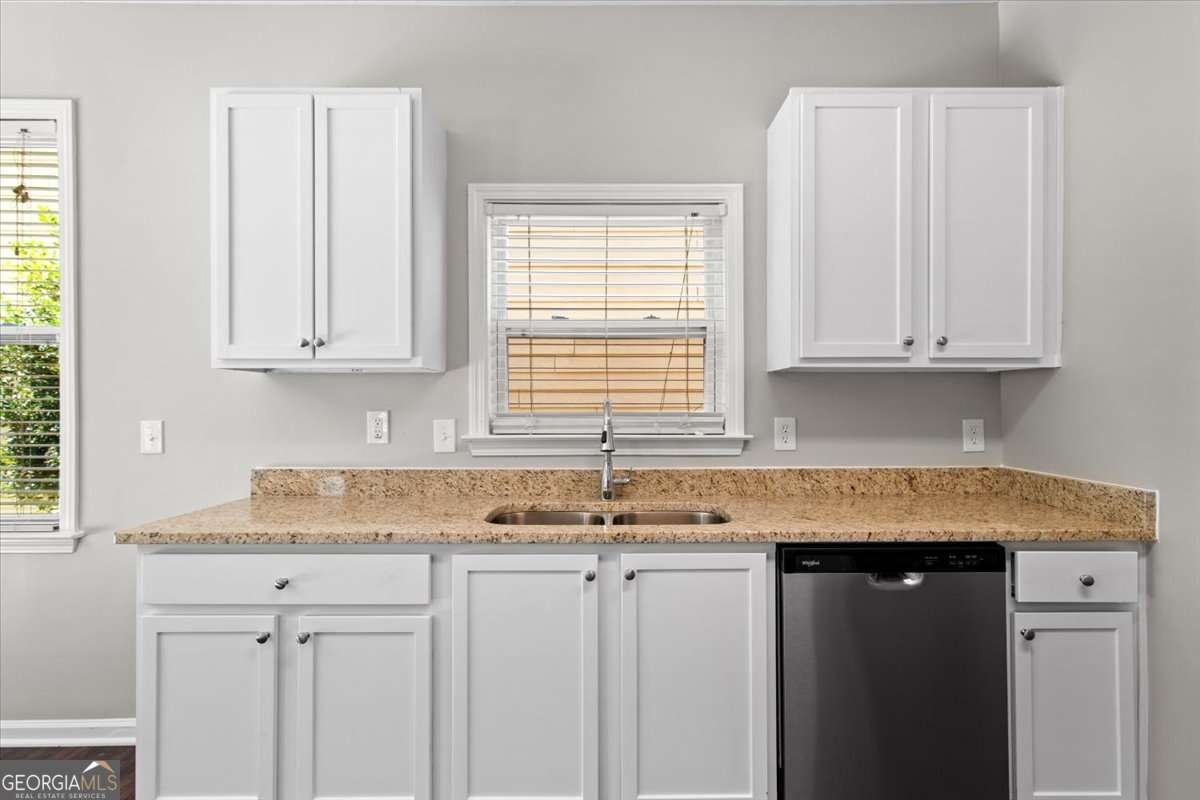 512 Waterfall Drive Canton - 12