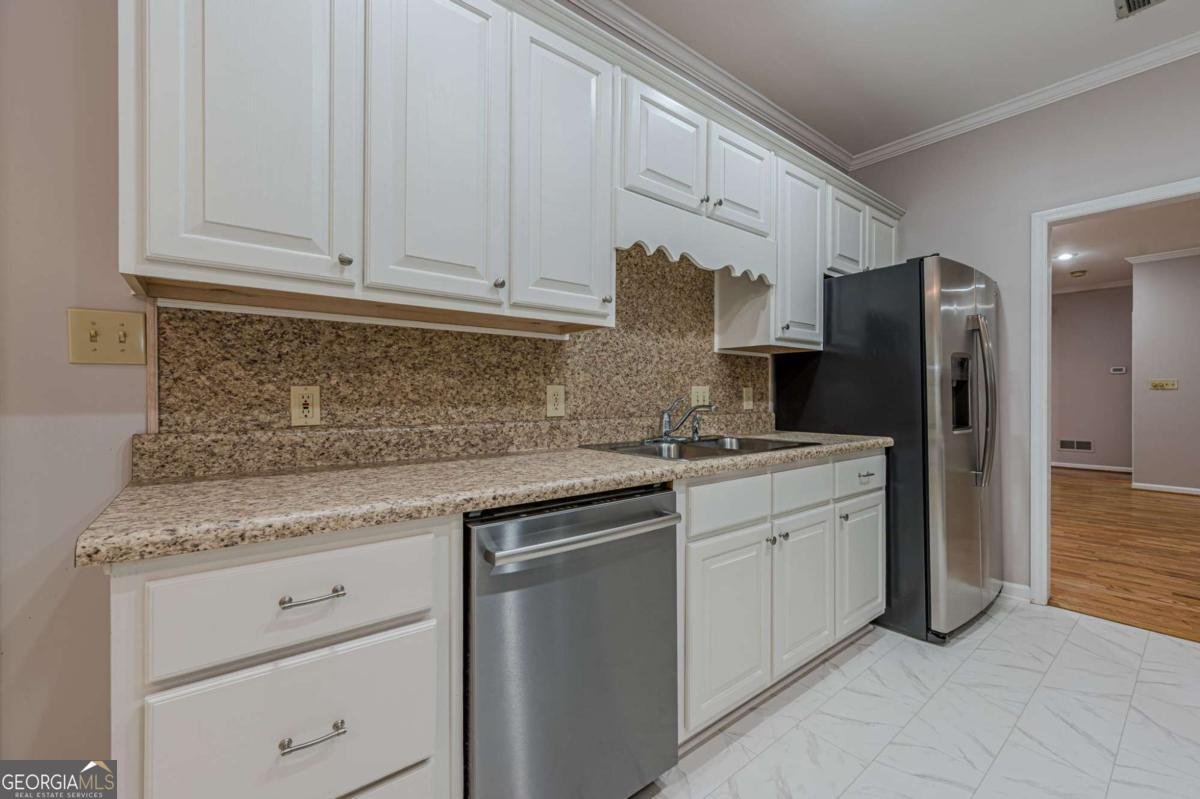 3215 Dogwood Drive Powder Springs - 9