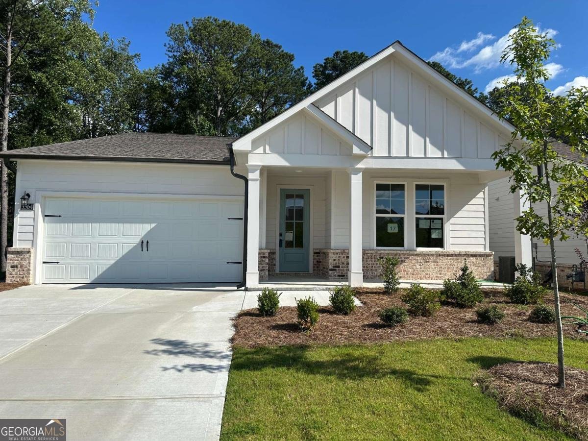 3564 Arrow Root Circle Loganville - 1