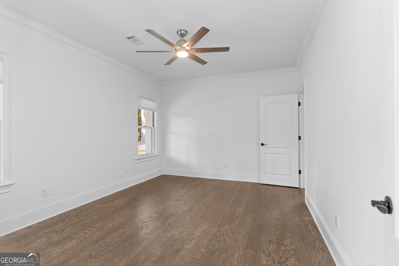 1011 Ridge Terrace Greensboro - 55