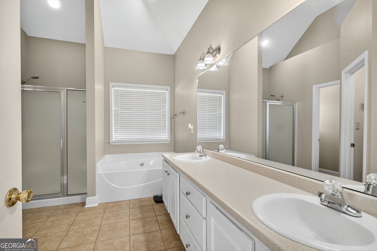131 Sarakay Circle Macon - 40
