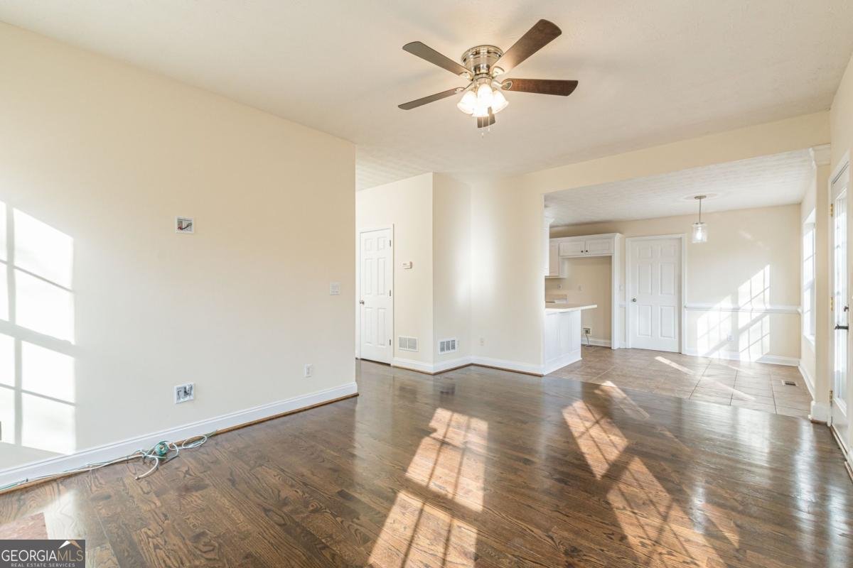 210 Lanella Parkway Conyers - 36