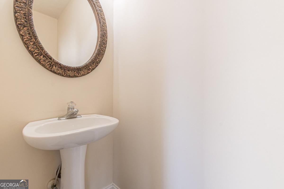 210 Lanella Parkway Conyers - 37
