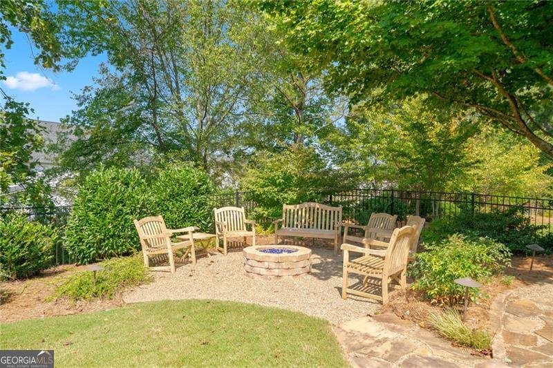 2560 Hillandale Circle Cumming - 58