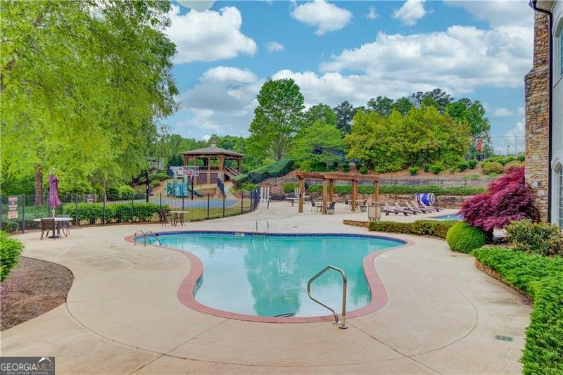 2560 Hillandale Circle Cumming - 65