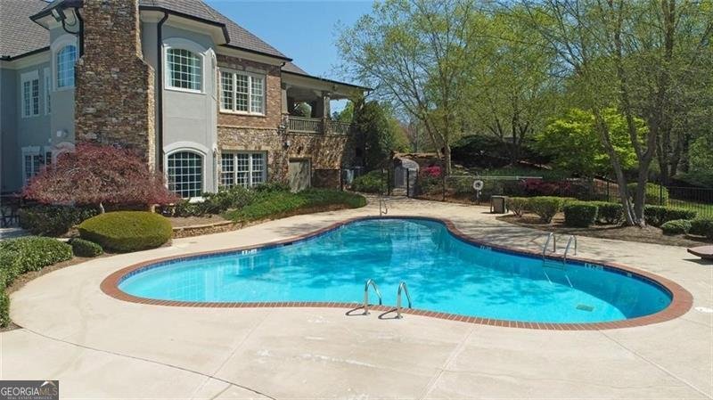 2560 Hillandale Circle Cumming - 72