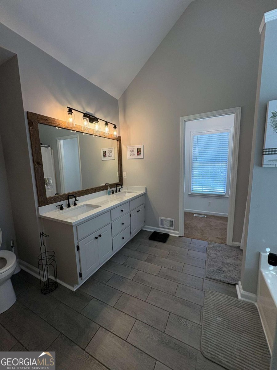 180 Blacks Mill Trace Dawsonville - 19