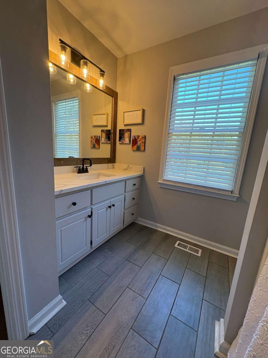 180 Blacks Mill Trace Dawsonville - 28