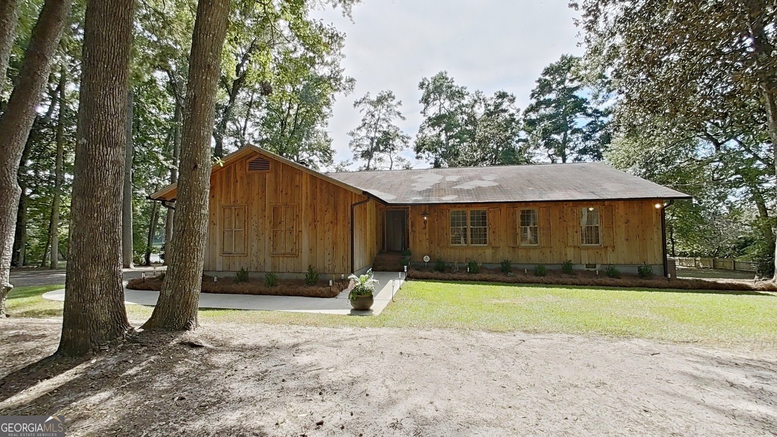 289 Lake Trace Drive Thomasville - 2