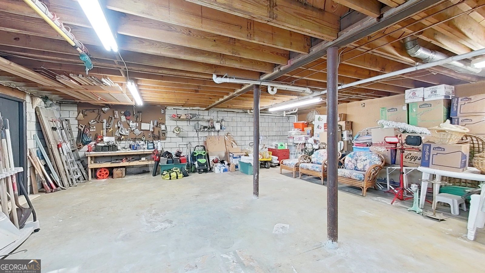 289 Lake Trace Drive Thomasville - 82