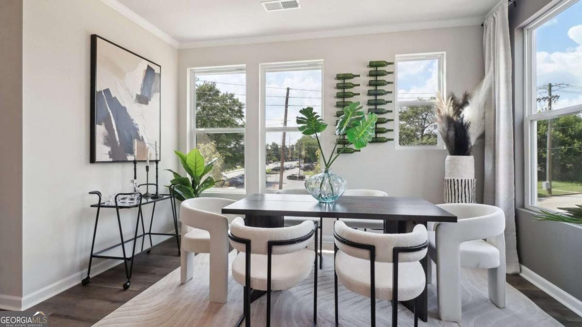 214 College Circle Hapeville - 9