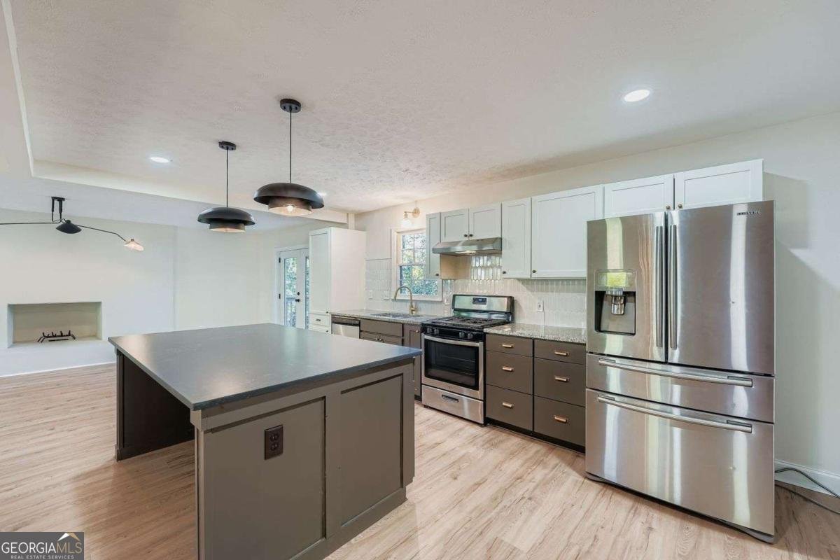 5733 Crestview Drive Acworth - 10