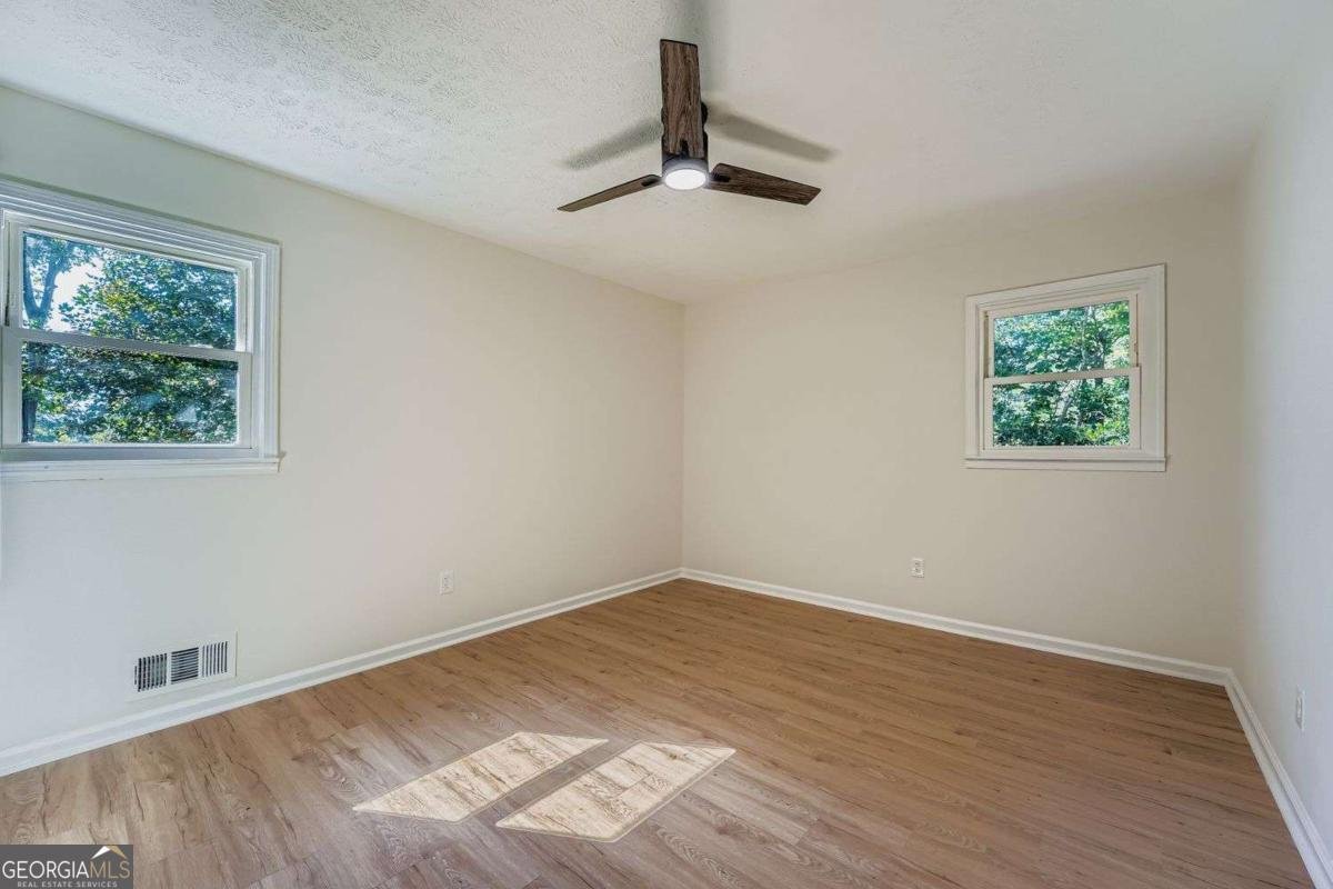 5733 Crestview Drive Acworth - 14
