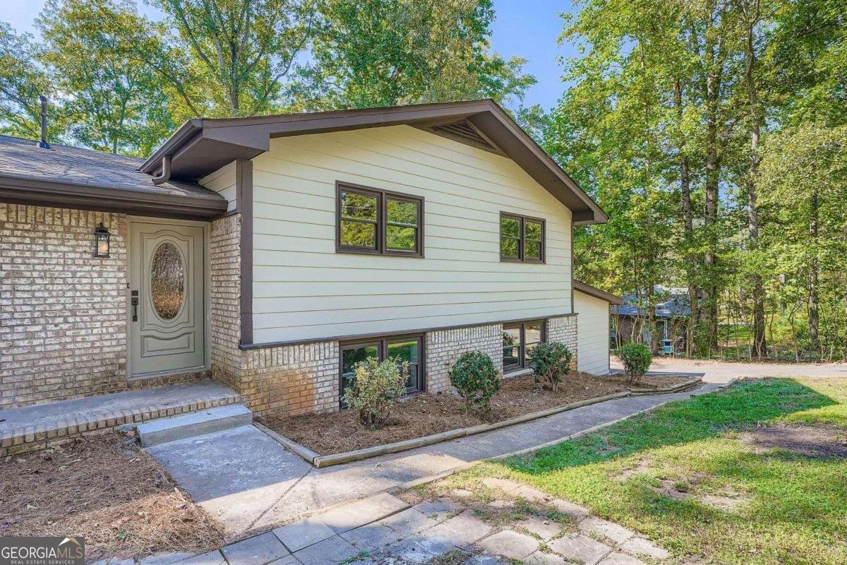 5733 Crestview Drive Acworth - 3