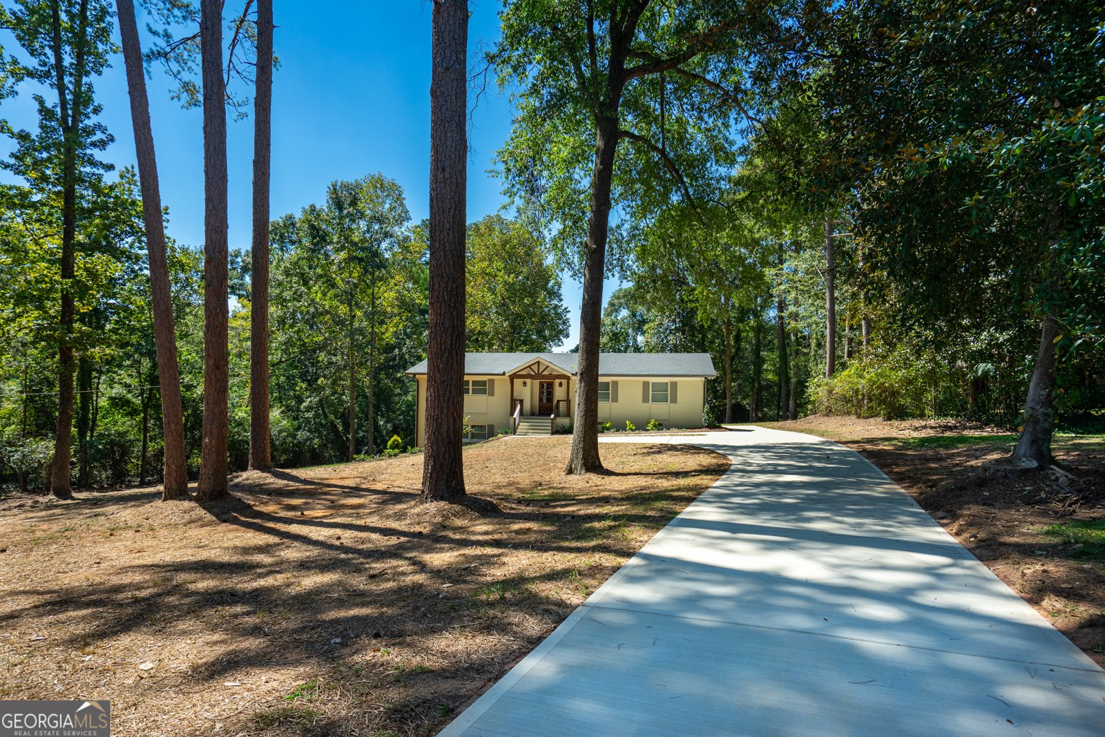635 Lakewood Drive Lagrange - 2