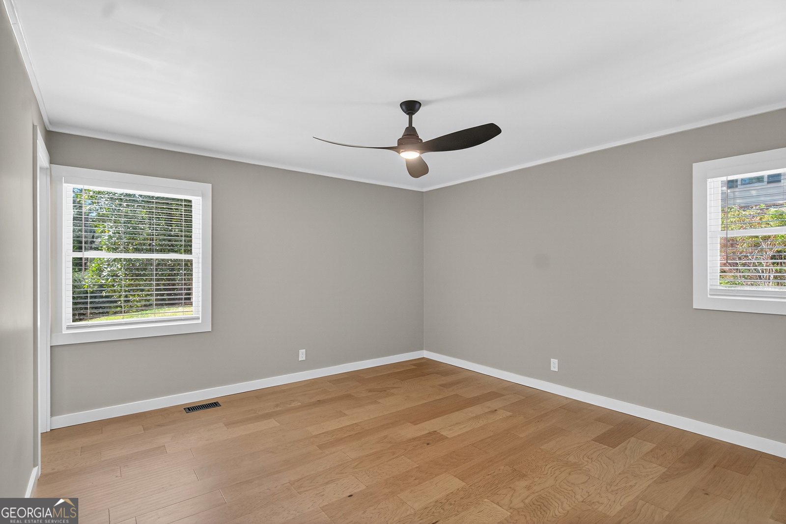 635 Lakewood Drive Lagrange - 23