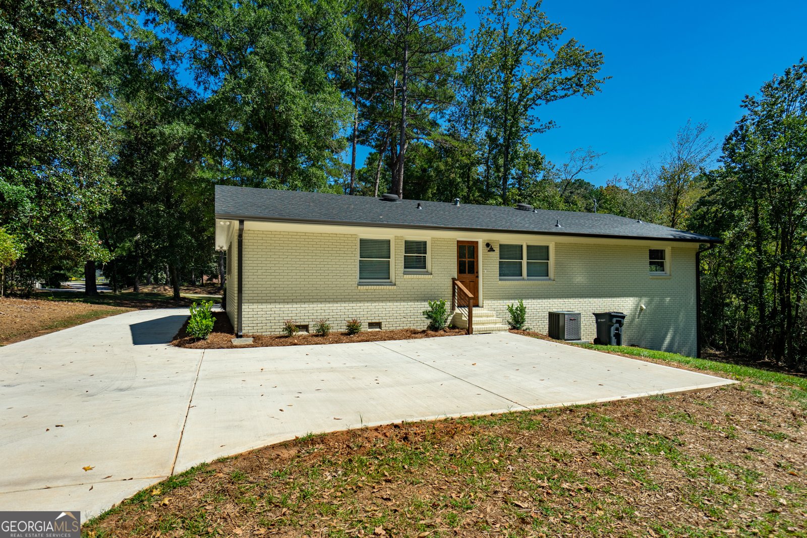 635 Lakewood Drive Lagrange - 34