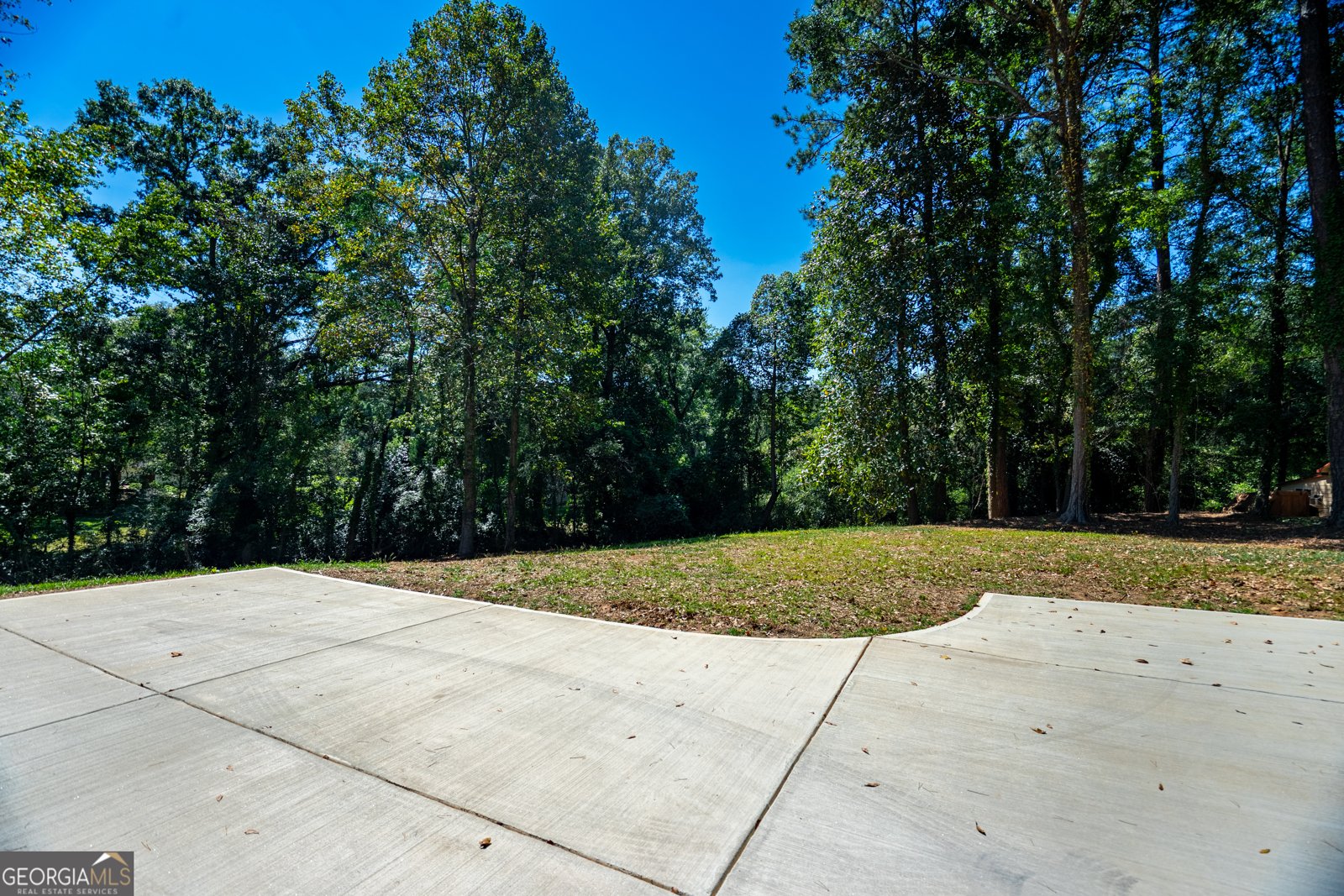 635 Lakewood Drive Lagrange - 35