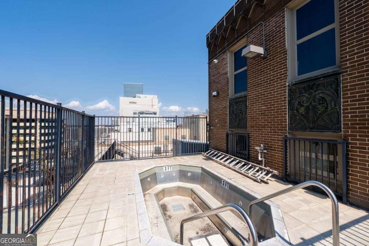 32 Peachtree Street Atlanta - 21