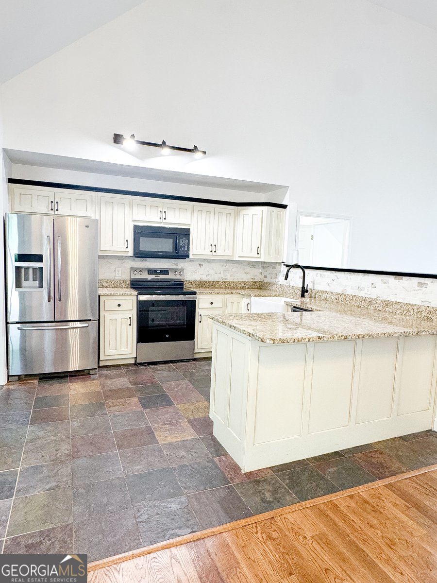 2716 Bailey Waters Road Dawsonville - 11