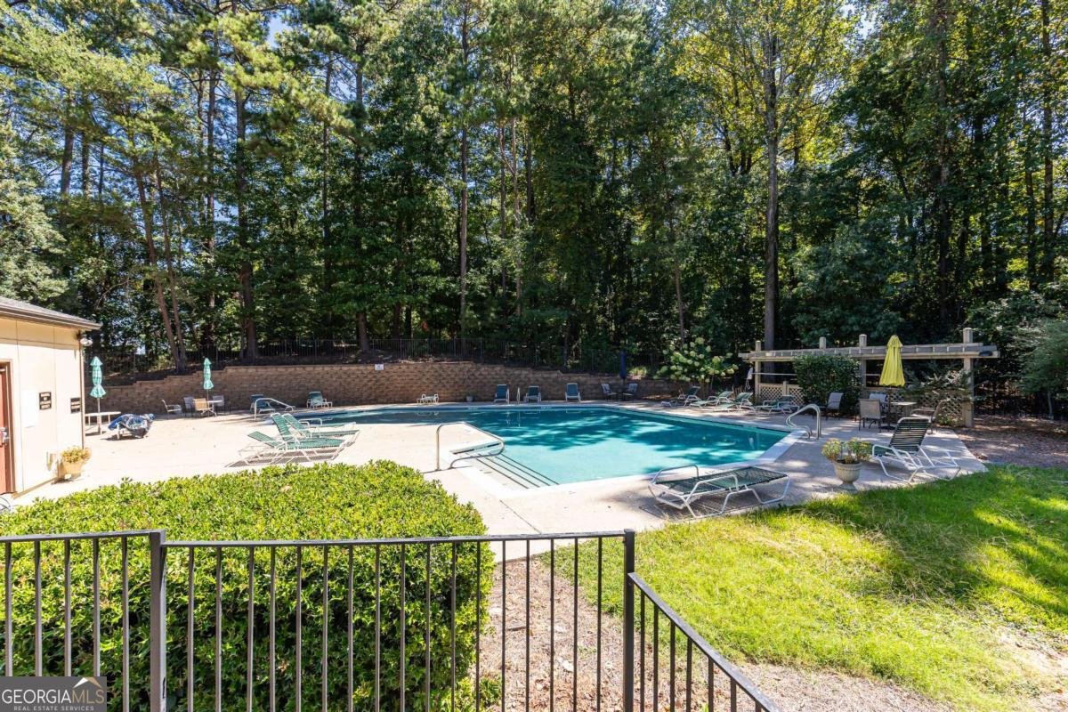401 Woodcliff Drive Atlanta - 12