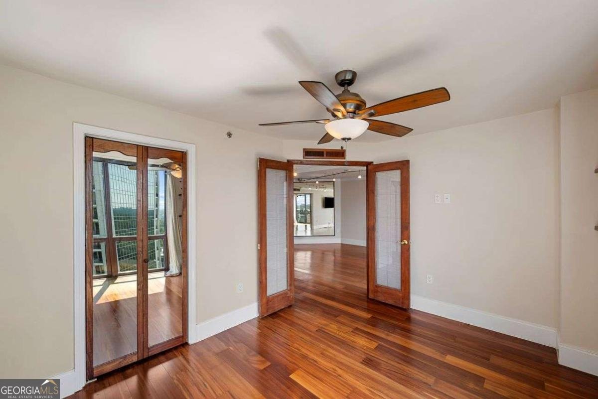 2870 Pharr Court South Atlanta - 13