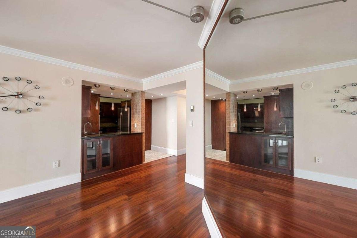 2870 Pharr Court South Atlanta - 28