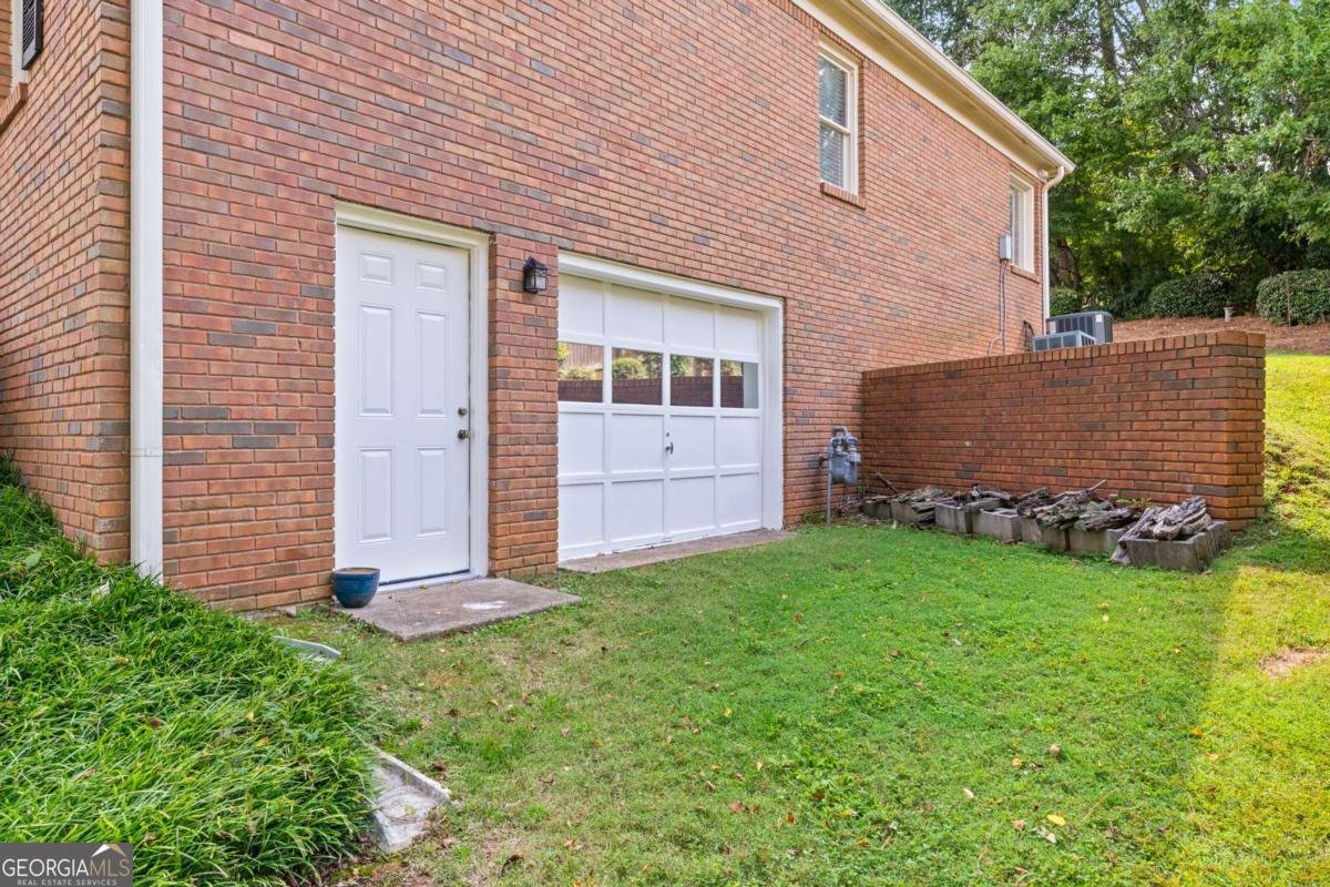 240 Saddle Creek Drive Roswell - 44