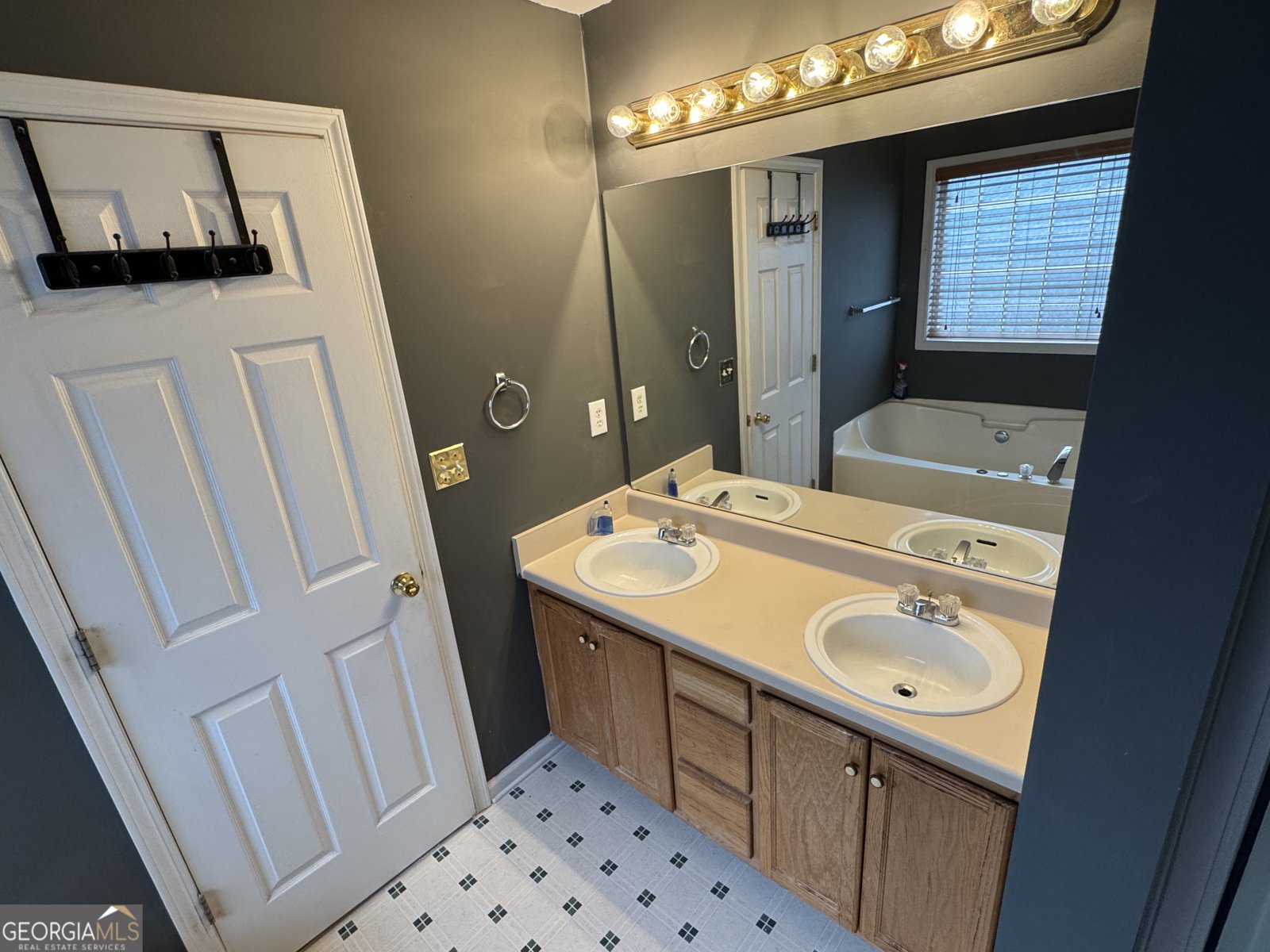 411 Summer Creek Drive Dallas - 43