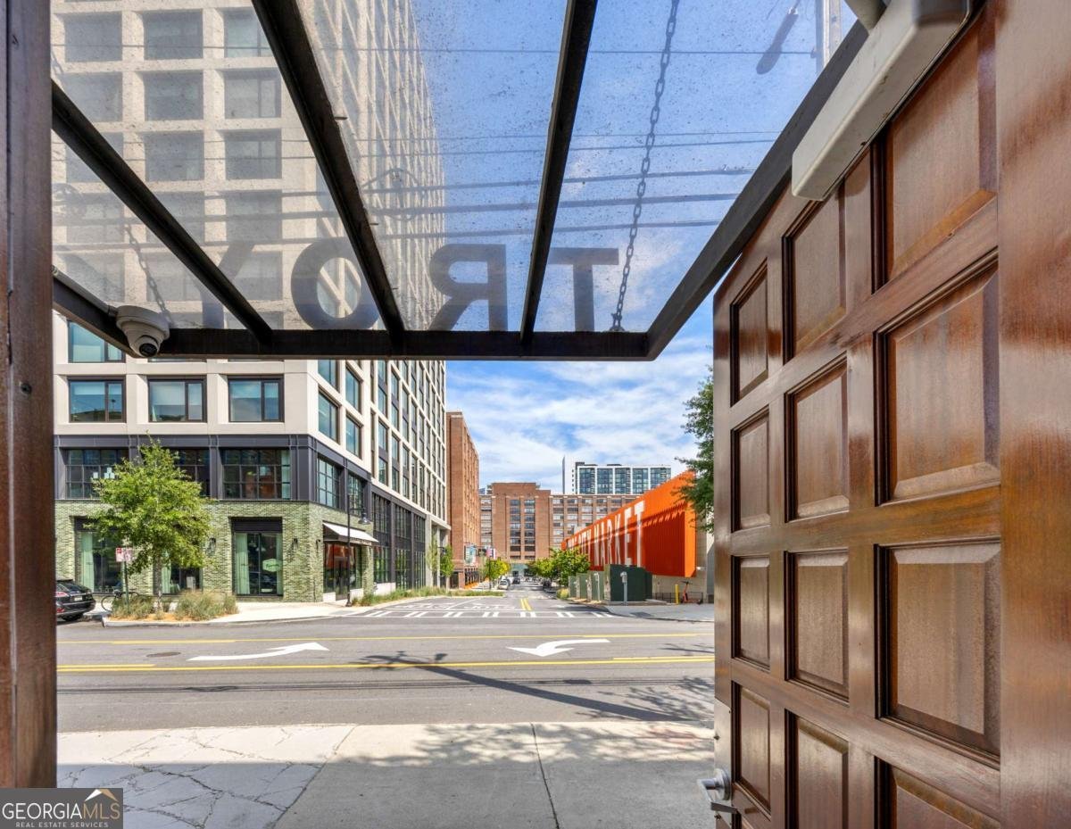 650 Glen Iris Drive Atlanta - 42