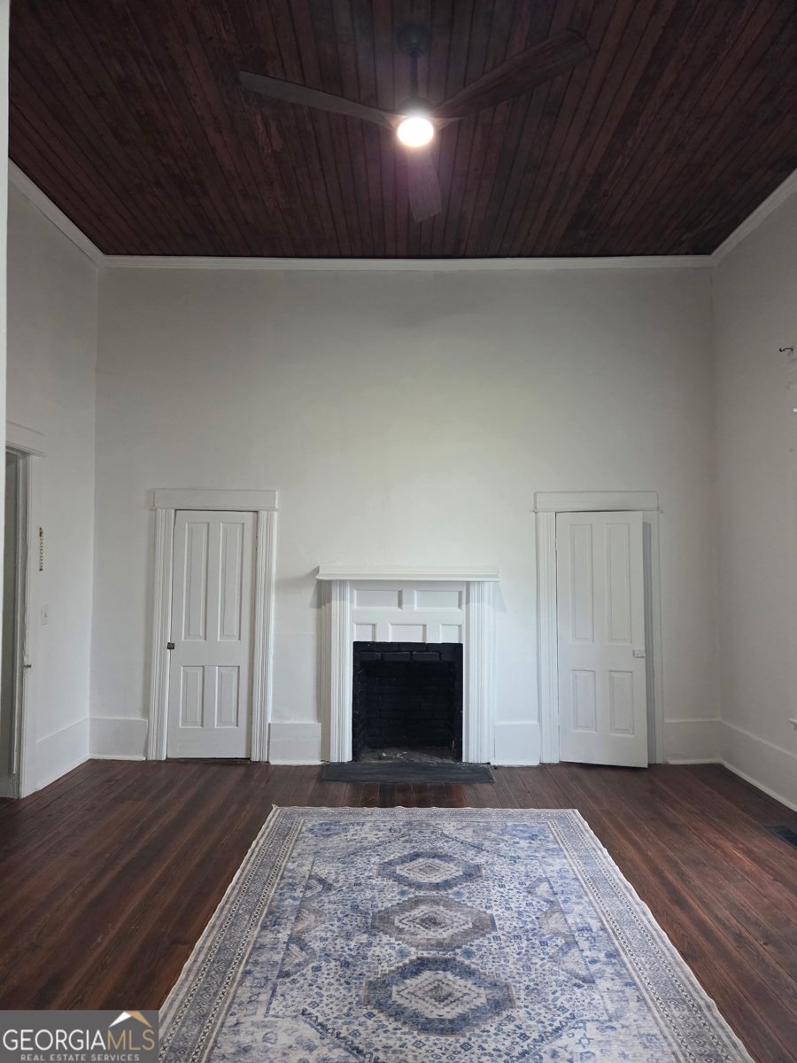 1907 Broad Street Statham - 14