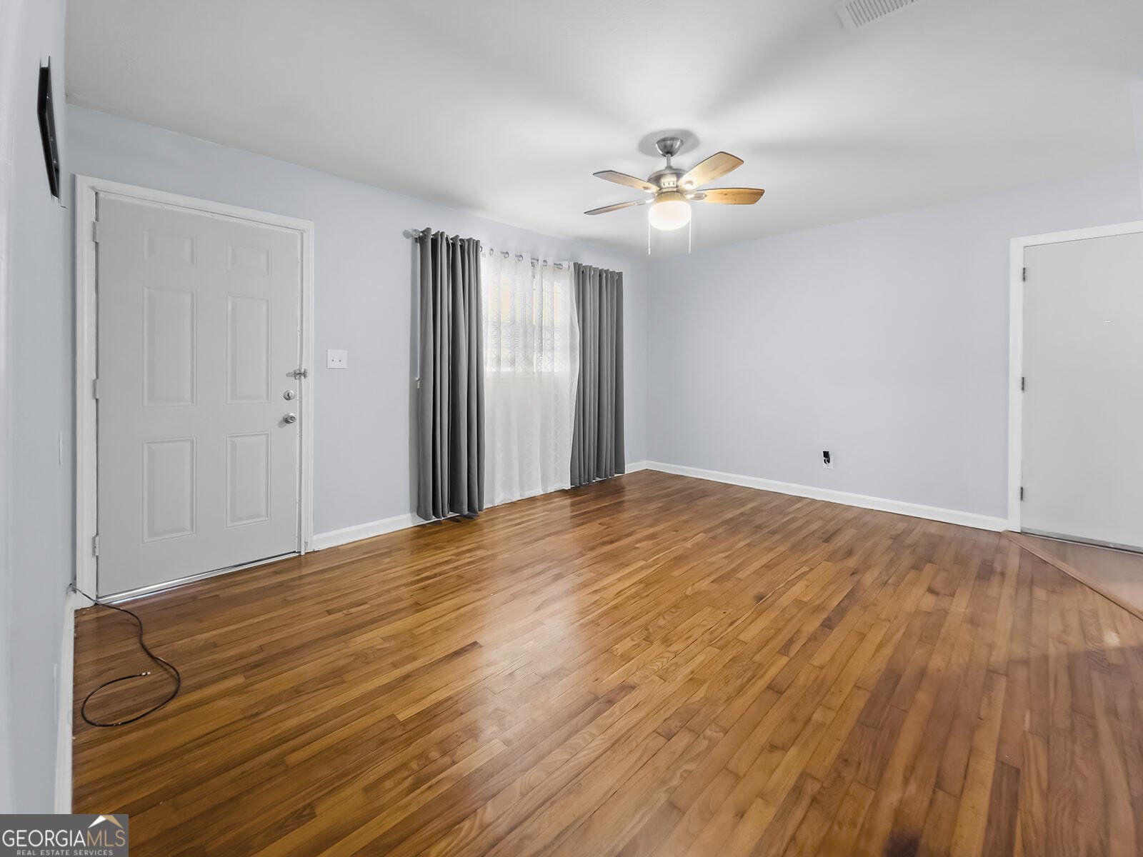 4937 GARDINER Drive Columbus - 5