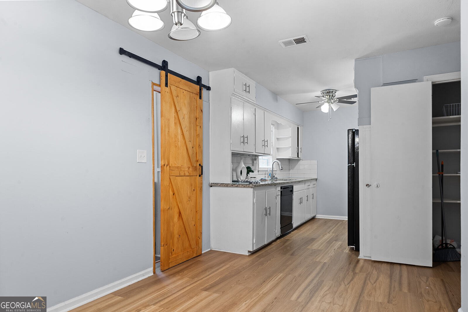 4937 GARDINER Drive Columbus - 8