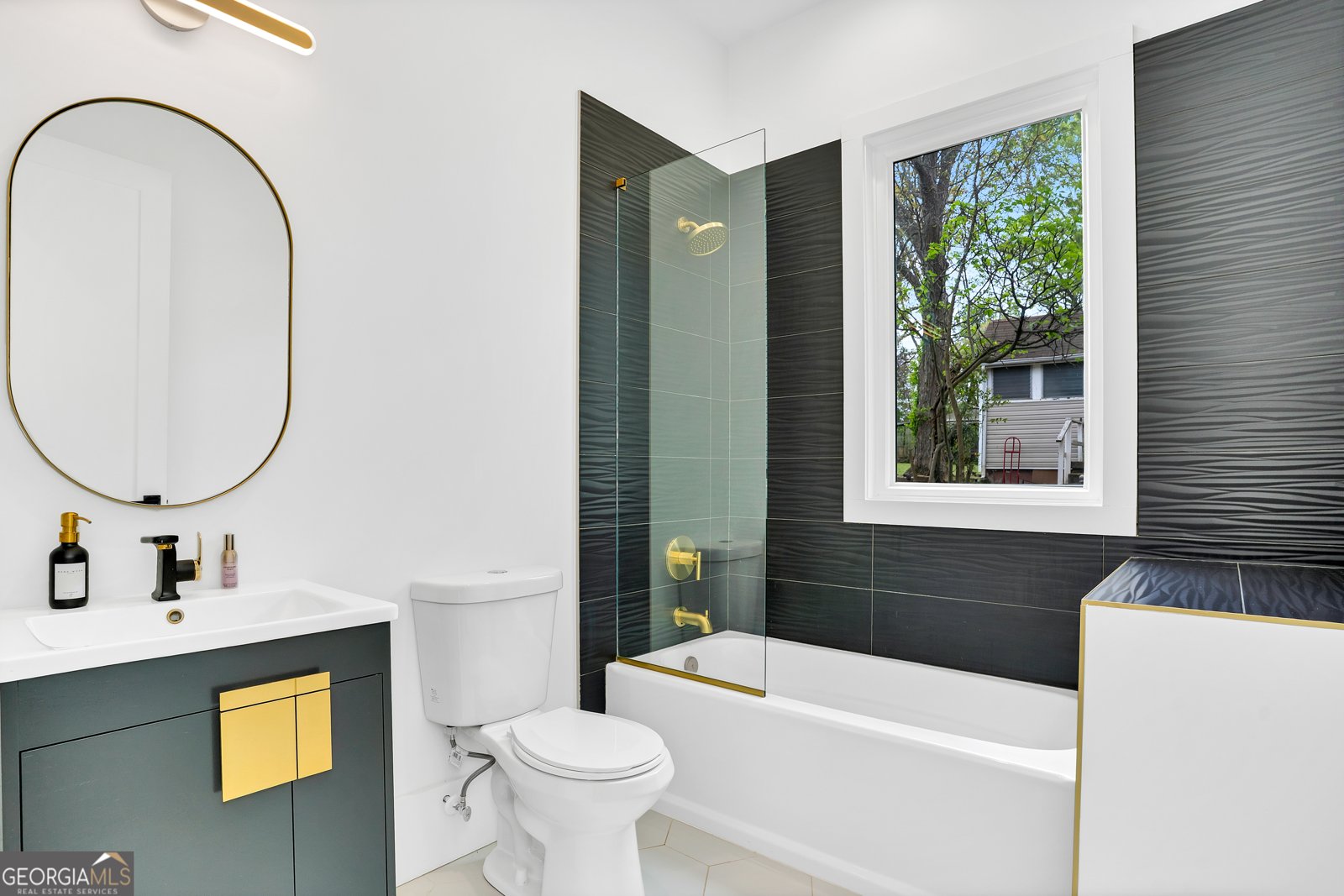 1598 Athens Avenue Atlanta - 23