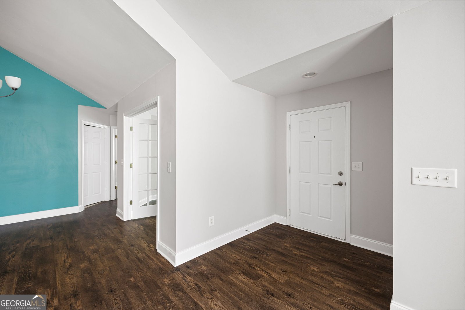 4002 VINEYARDS Lane Kennesaw - 4