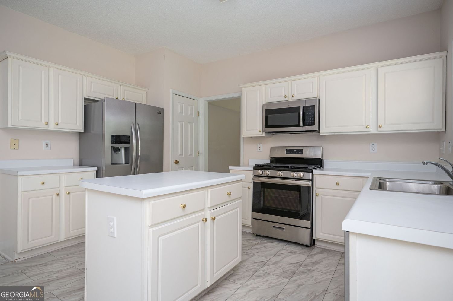 671 Glenbarrett Court Marietta - 3