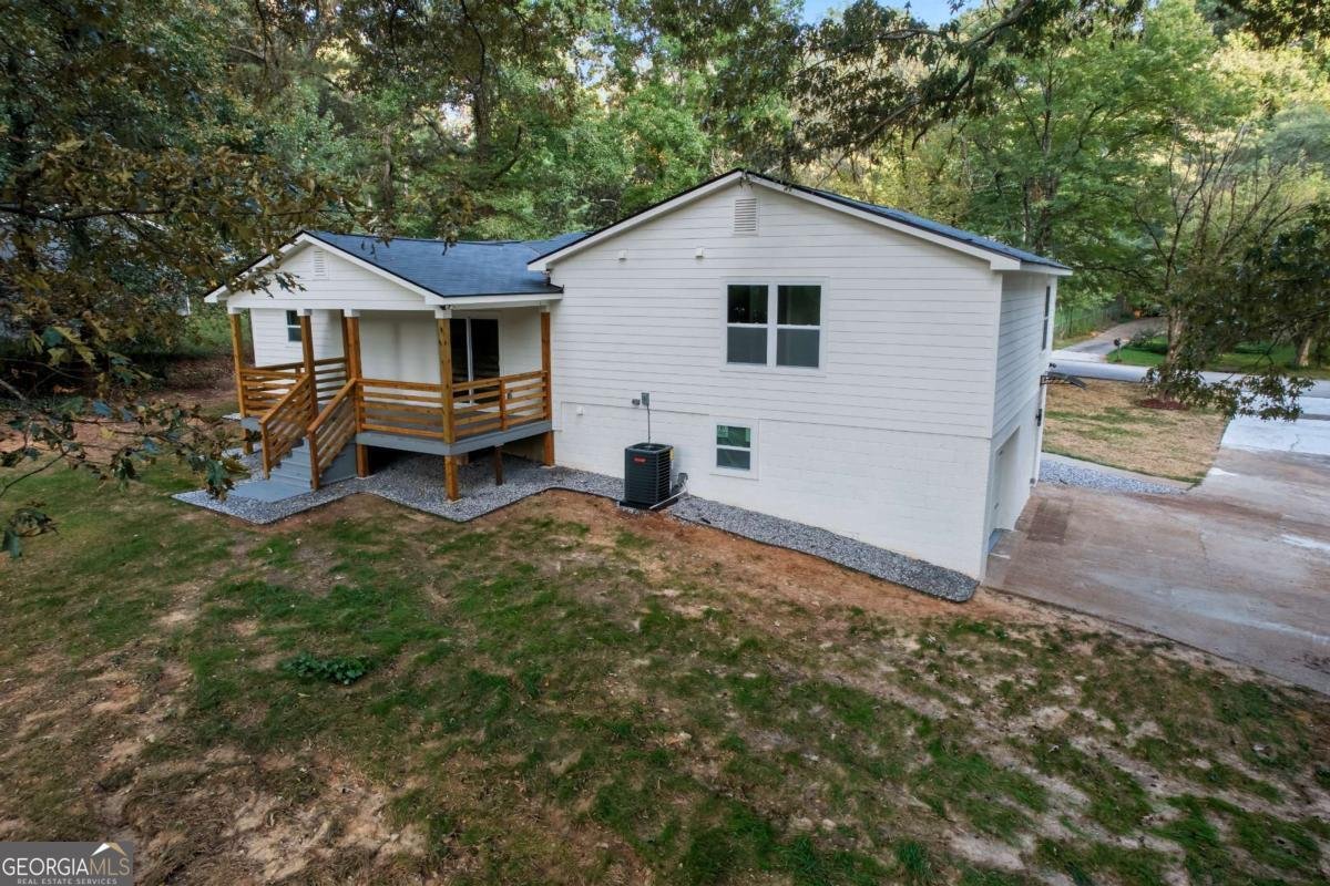 2194 Chestnut Place Lithia Springs - 37