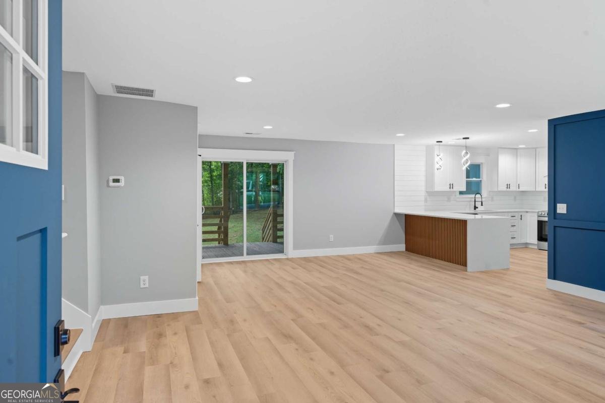 2194 Chestnut Place Lithia Springs - 4