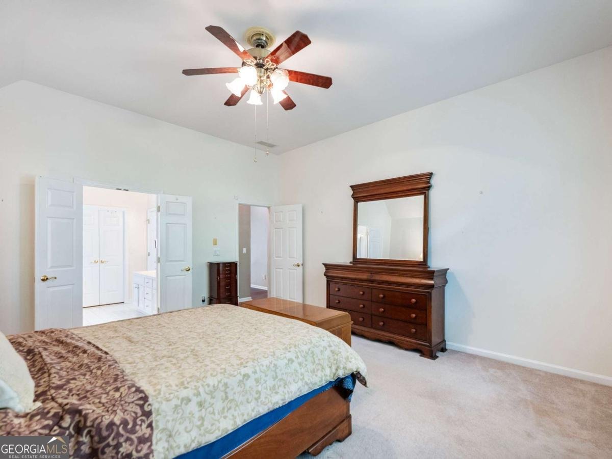 894 Fairview Club Circle Dacula - 11