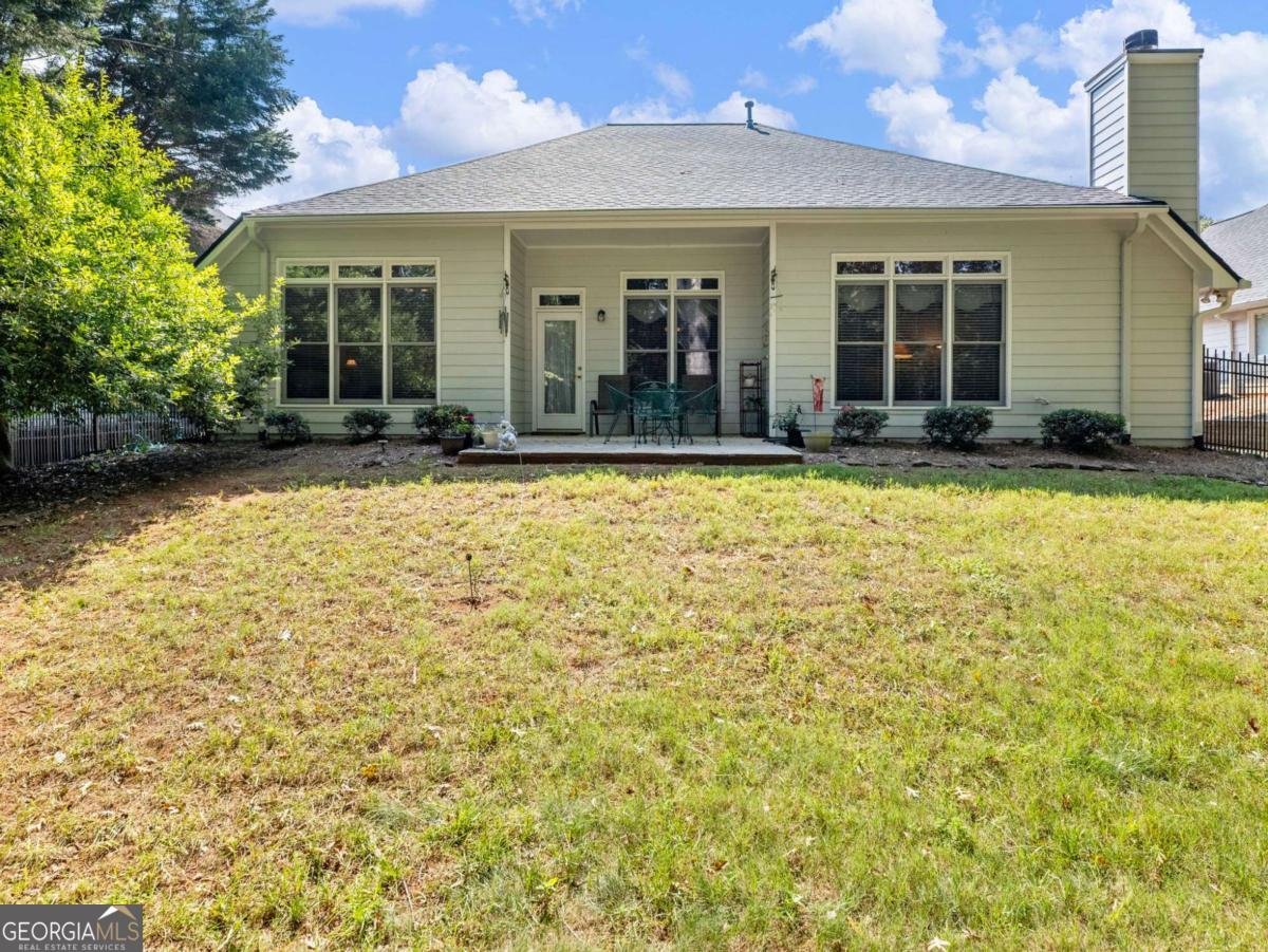 894 Fairview Club Circle Dacula - 23