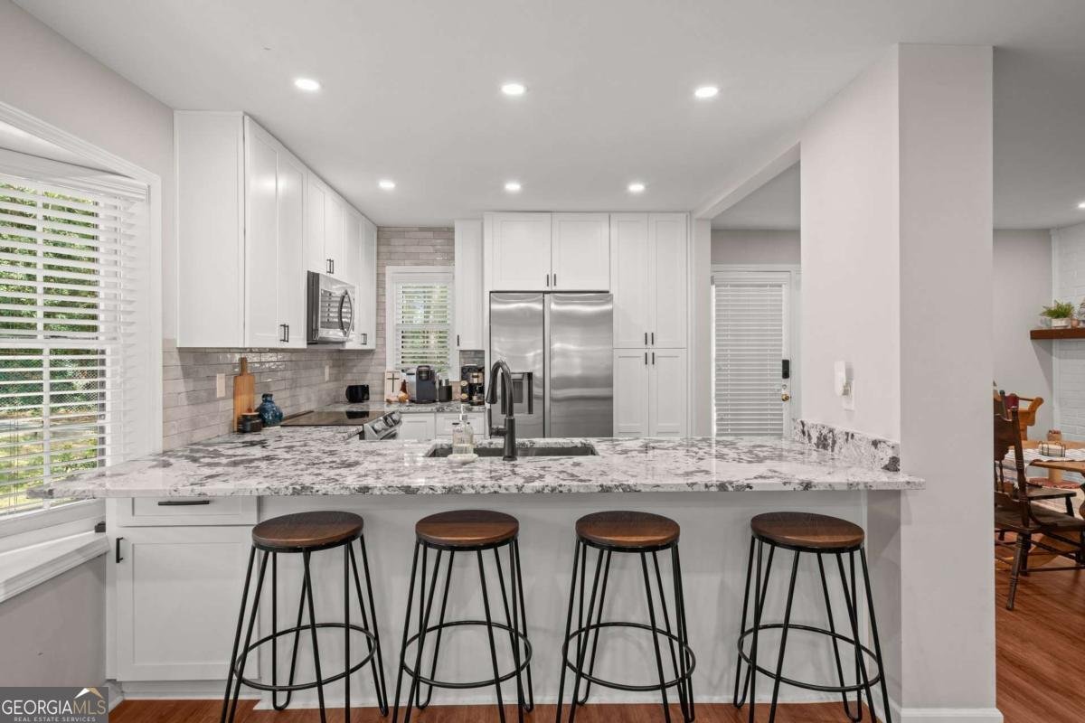 541 North White St Carrollton - 8