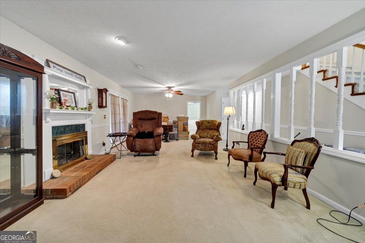 5573 FARM HOUSE Oakwood - 15