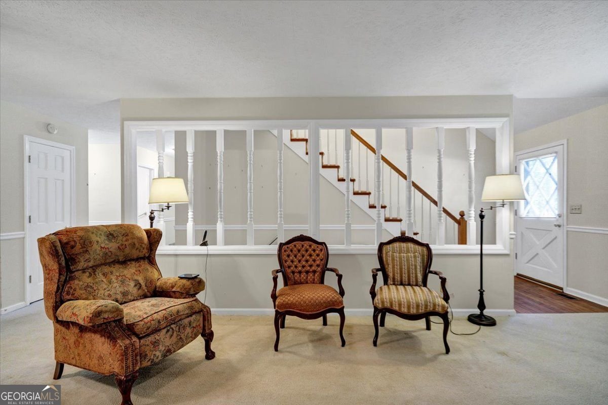 5573 FARM HOUSE Oakwood - 18