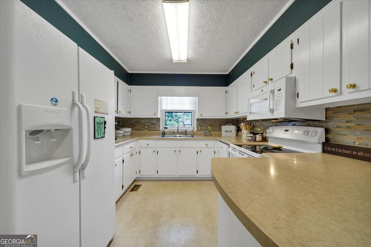 5573 FARM HOUSE Oakwood - 22